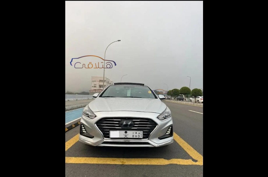 Sonata Hyundai فضي