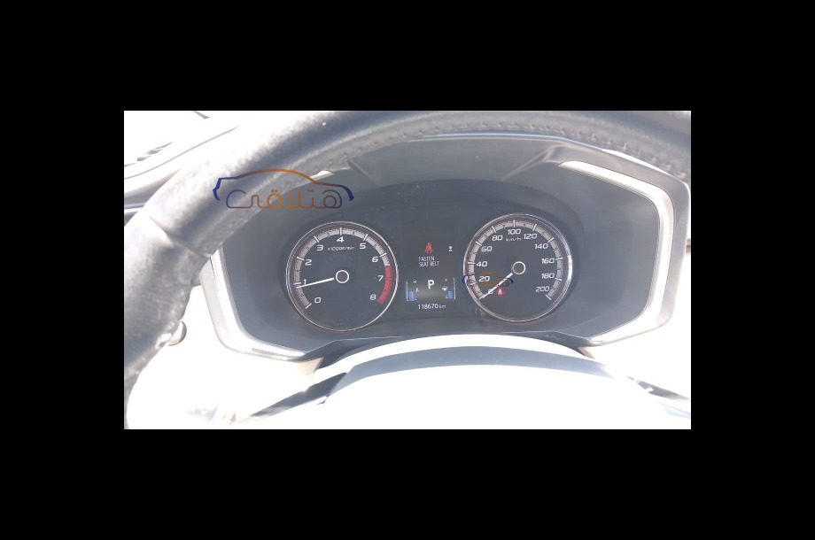 Xpander Mitsubishi Gray