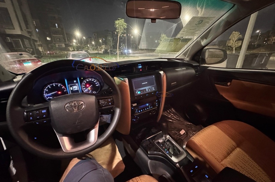 Fortuner Toyota White