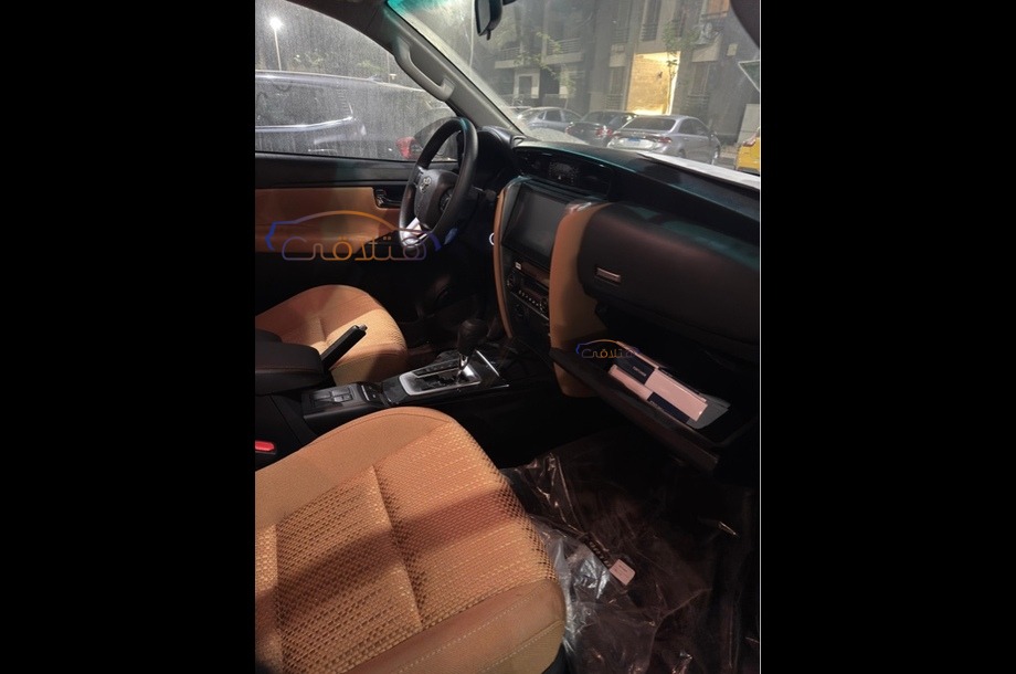 Fortuner Toyota White