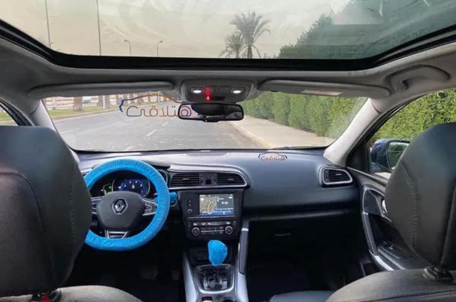 Kadjar Renault الأزرق الداكن