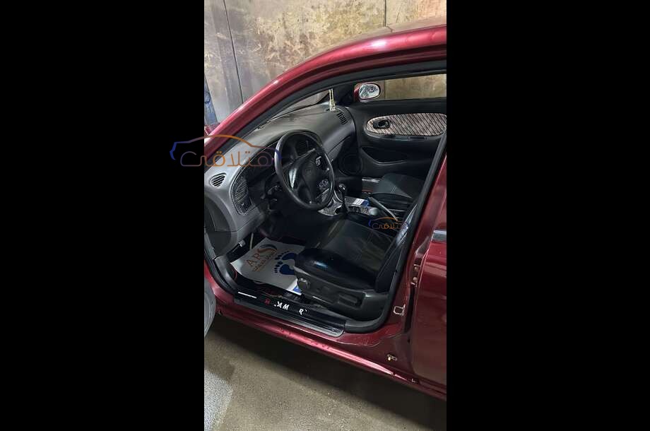 Sephia Kia احمر غامق