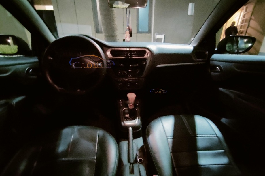 301 Peugeot موكا