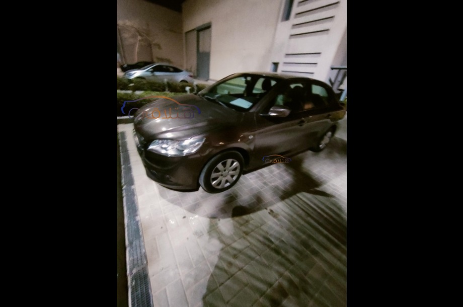 301 Peugeot موكا