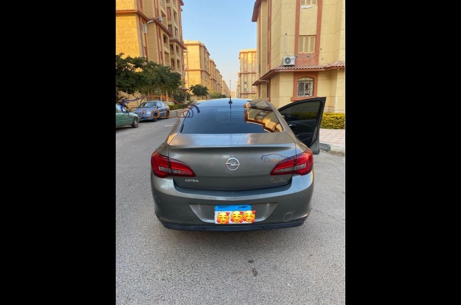 Astra Opel Dark grey