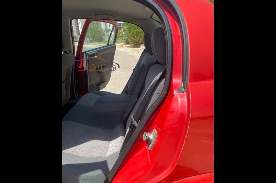 Astra Opel احمر