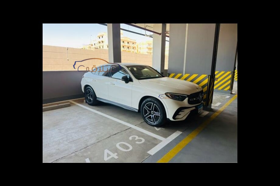 GLC 200 Mercedes White