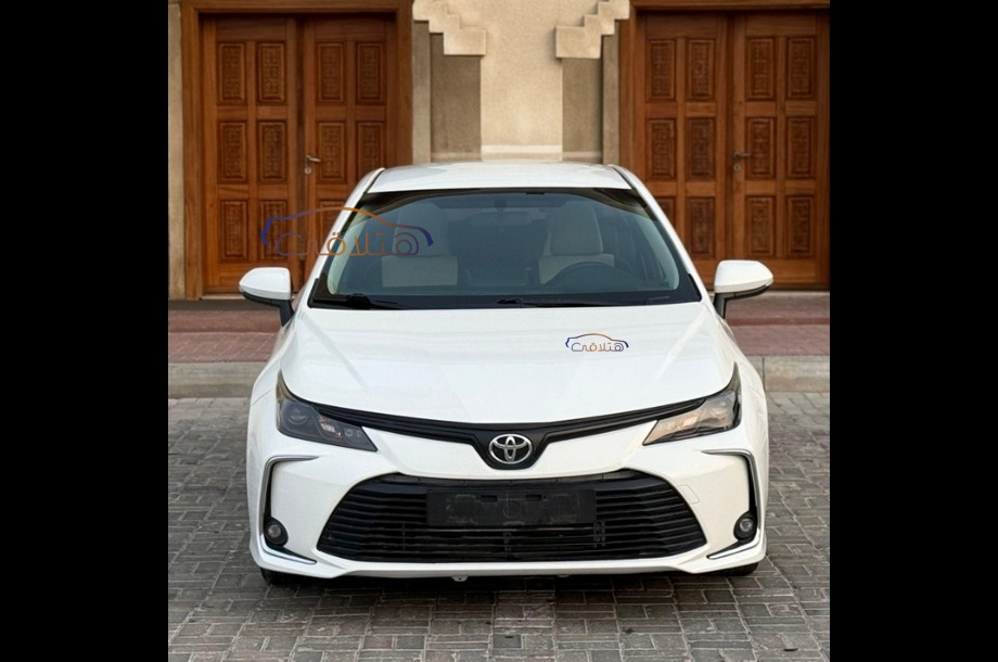 Corolla Toyota White
