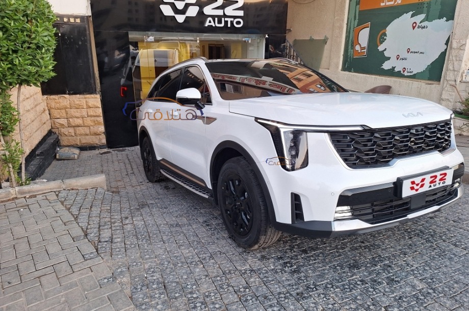 Sorento Kia White