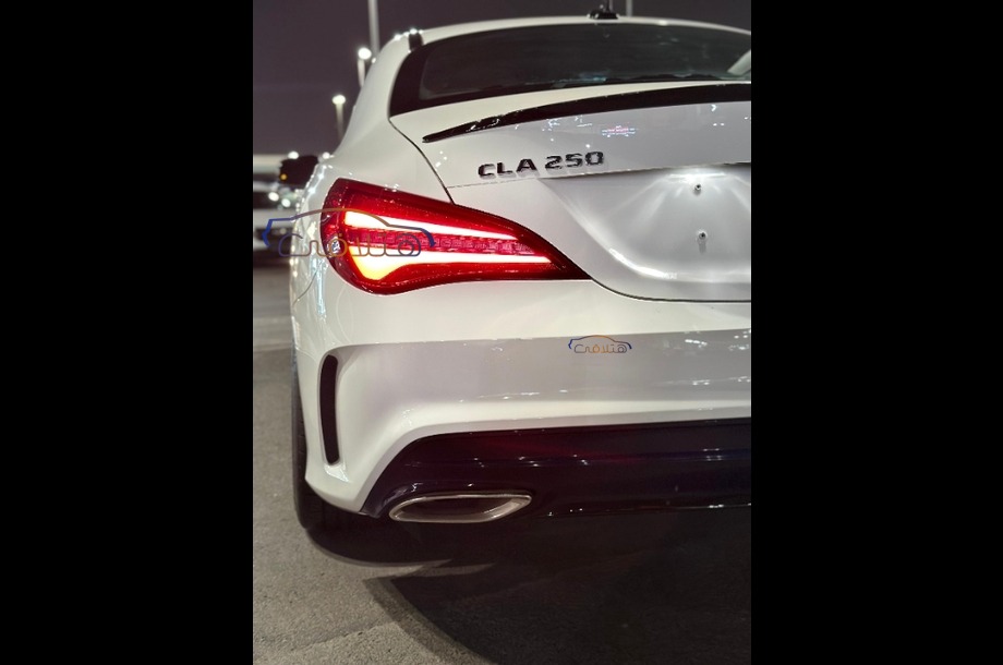 CLA 250 Mercedes أبيض