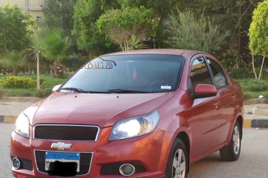 Aveo Chevrolet احمر غامق