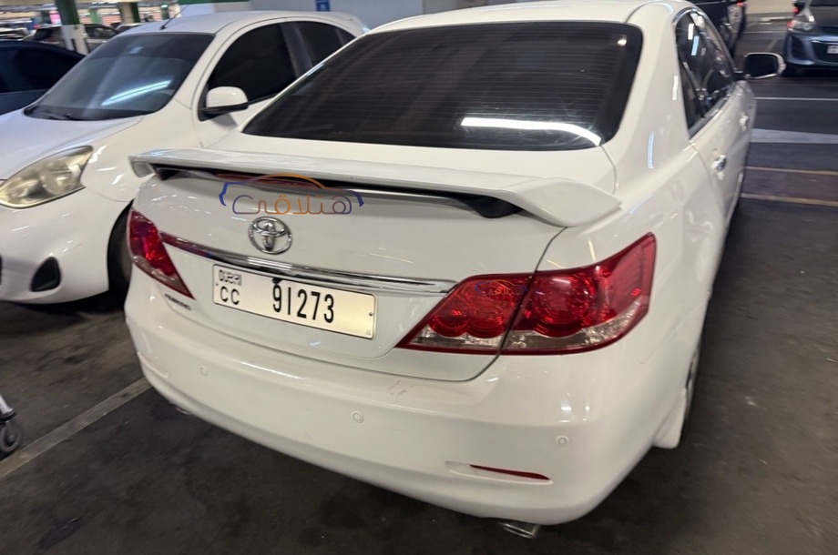 Aurion Toyota White