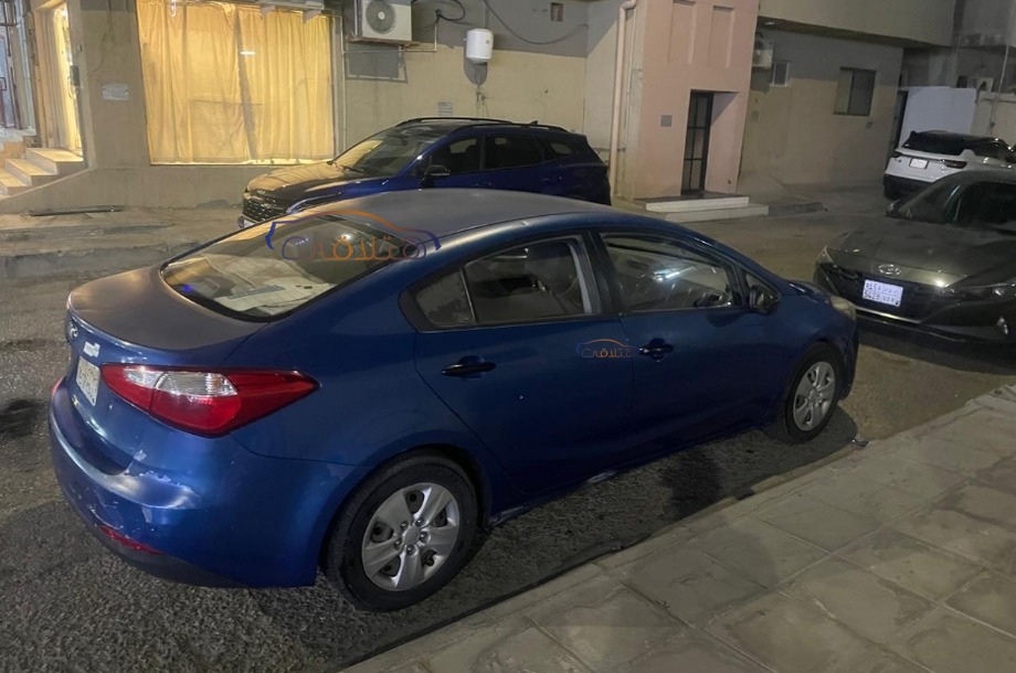 Cerato Kia أزرق