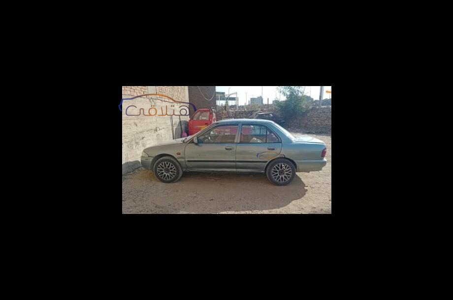 Wira Proton زيتوني