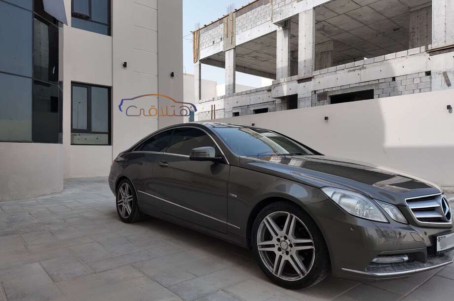 E 250 Mercedes Gray
