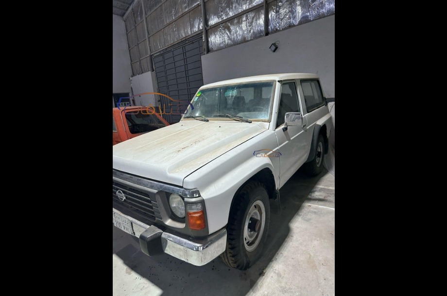 Patrol Nissan White
