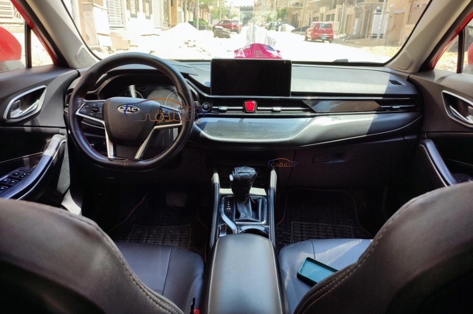 JS4 Jac 2022 Sheikh Zayed City Red 7020439 - Car for sale : Hatla2ee