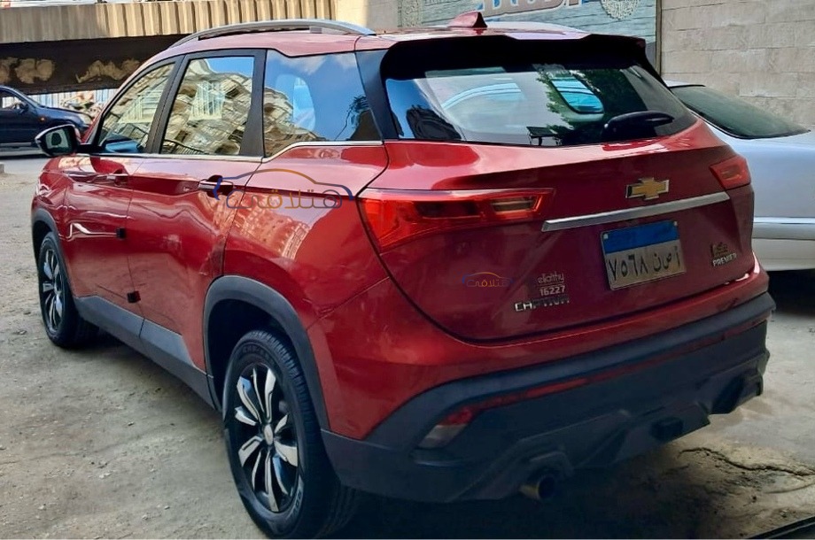 Captiva Chevrolet احمر