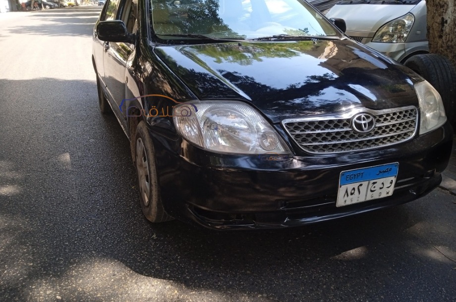 Corolla Toyota أسود