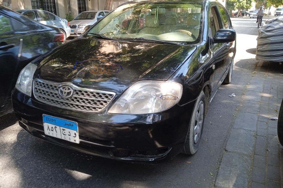Corolla Toyota أسود