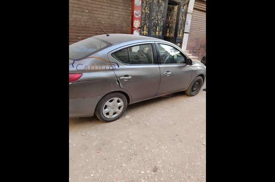 Sunny Nissan برونزي