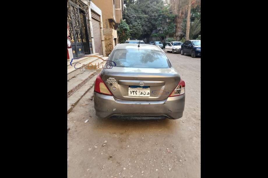 Sunny Nissan برونزي