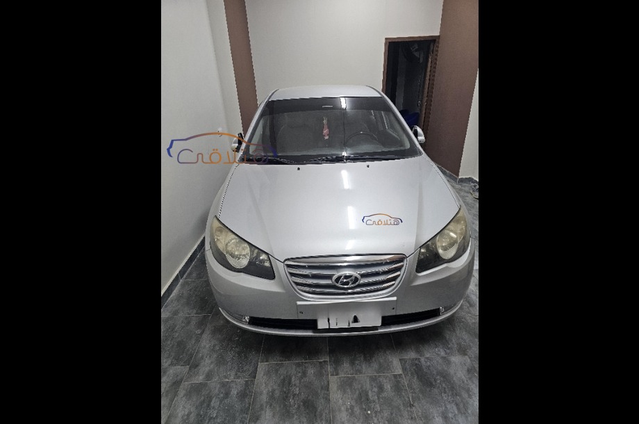 Avante Hyundai Silver