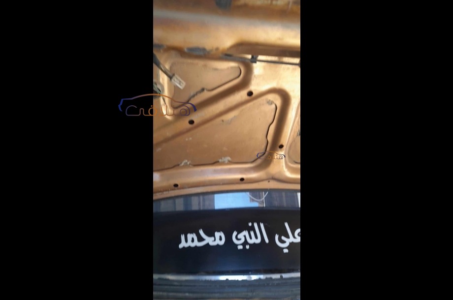 Wira Proton ذهبي