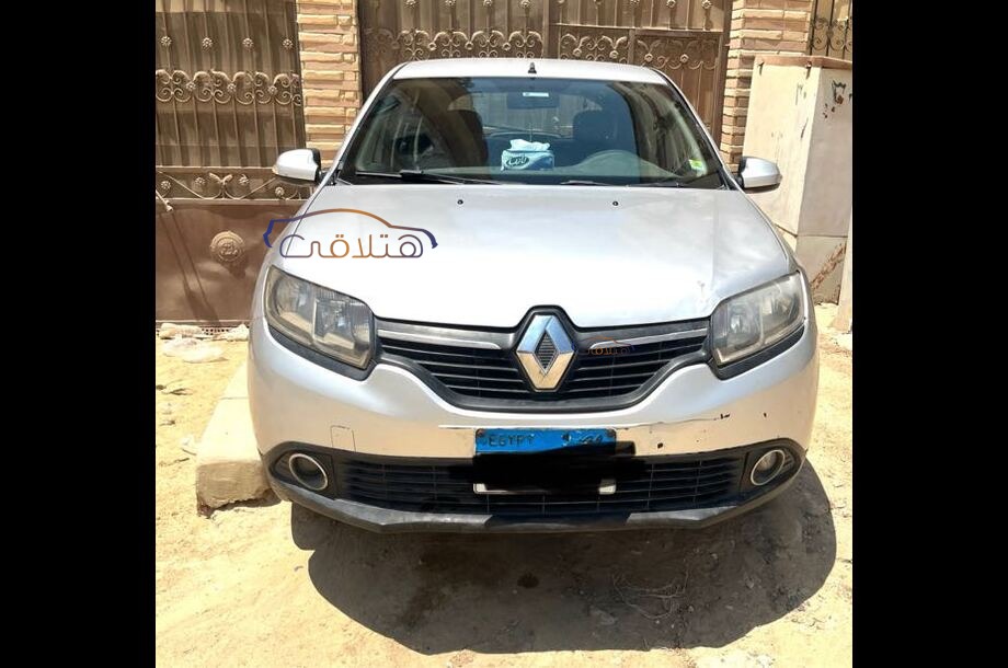 Sandero Renault Silver