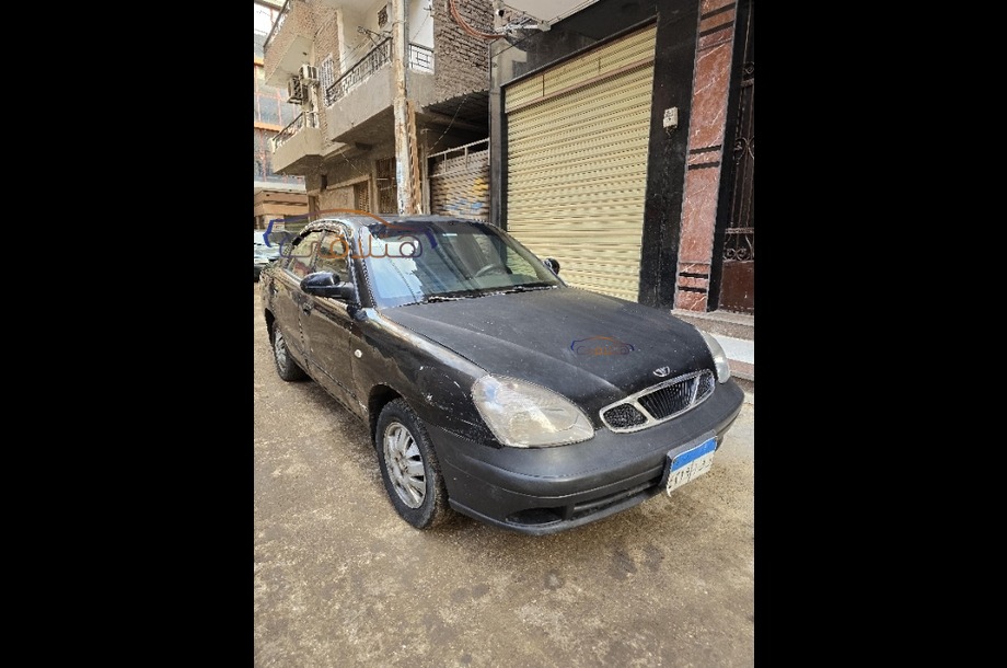 Nubira 2 Daewoo أسود