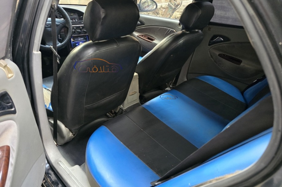 Nubira 2 Daewoo أسود