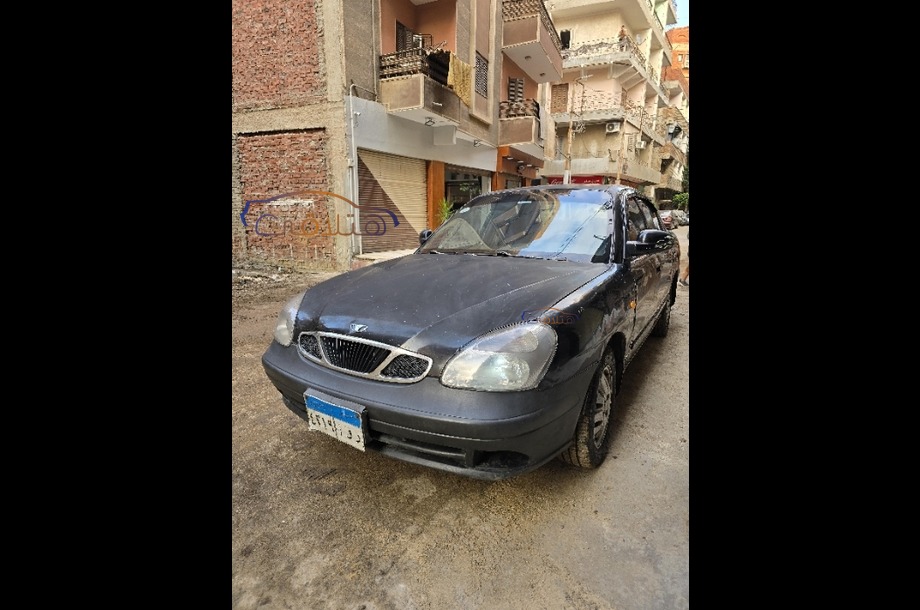 Nubira 2 Daewoo أسود