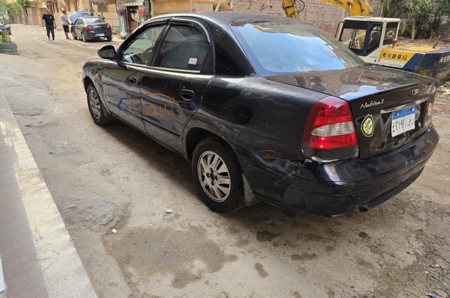 Nubira 2 Daewoo أسود