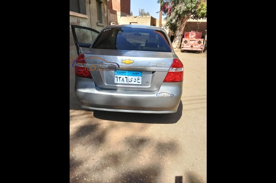 Aveo Chevrolet رمادي