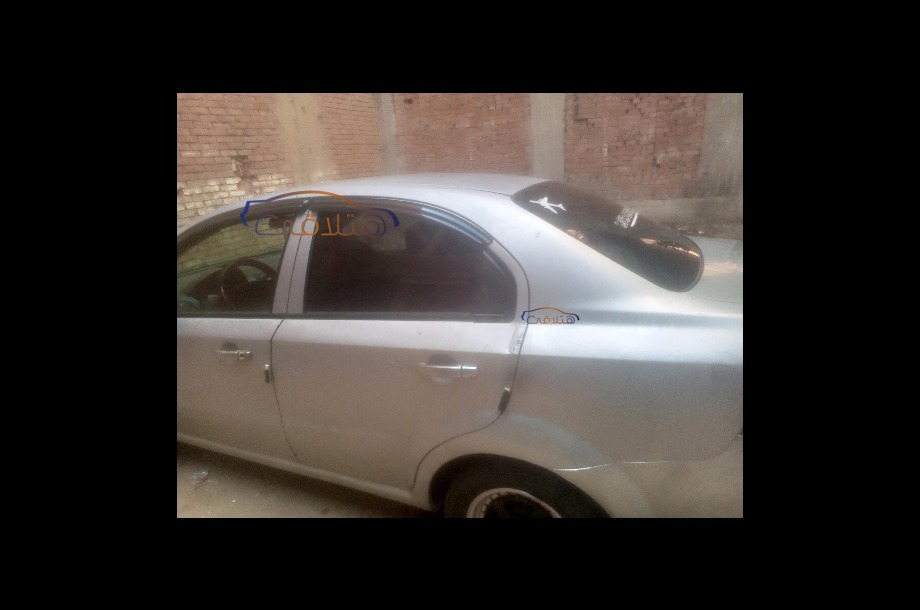 Aveo Chevrolet Silver