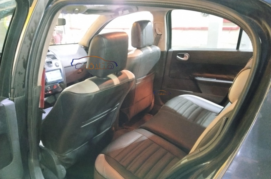 Megane Renault رمادي