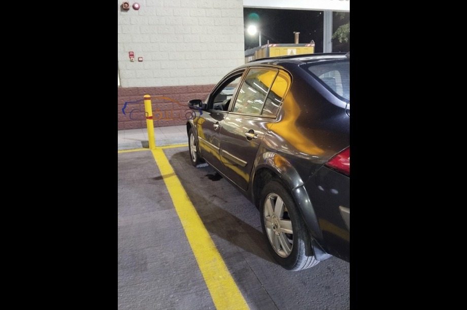 Megane Renault رمادي