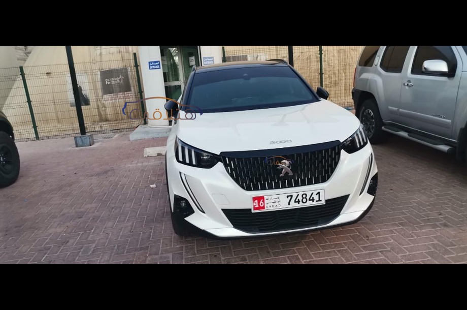 2008 Peugeot أبيض