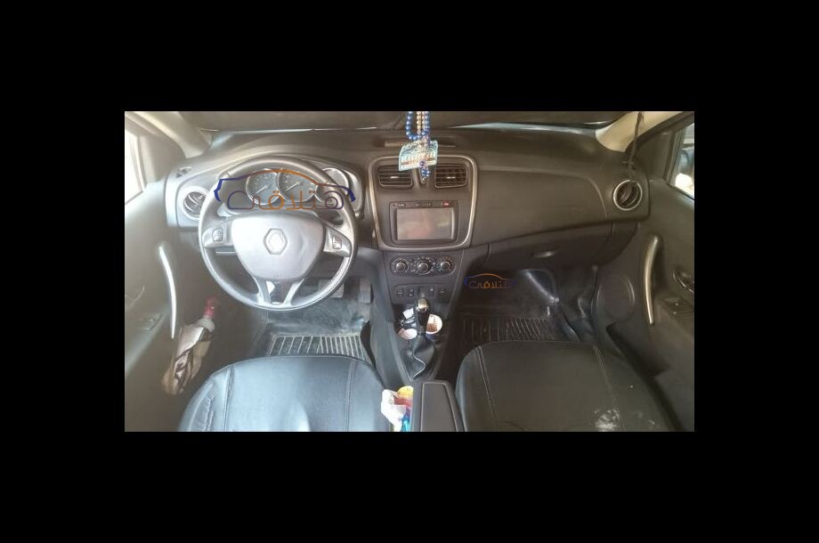 Sandero Step Way Renault أسود