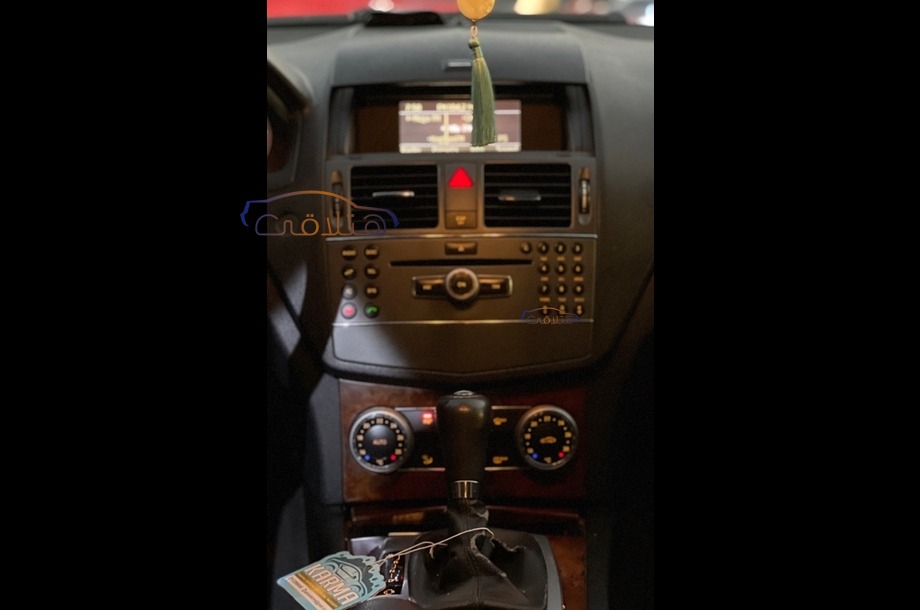 C 180 Mercedes رمادي