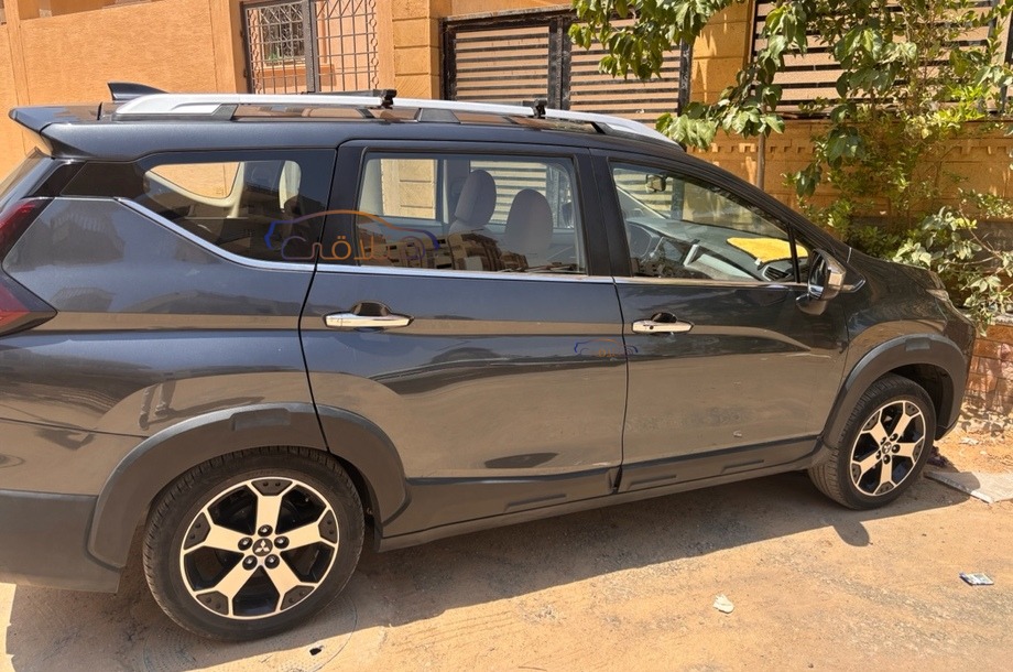 Xpander Cross Mitsubishi فيراني