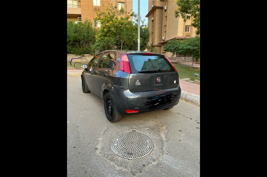 Punto Fiat Dark grey