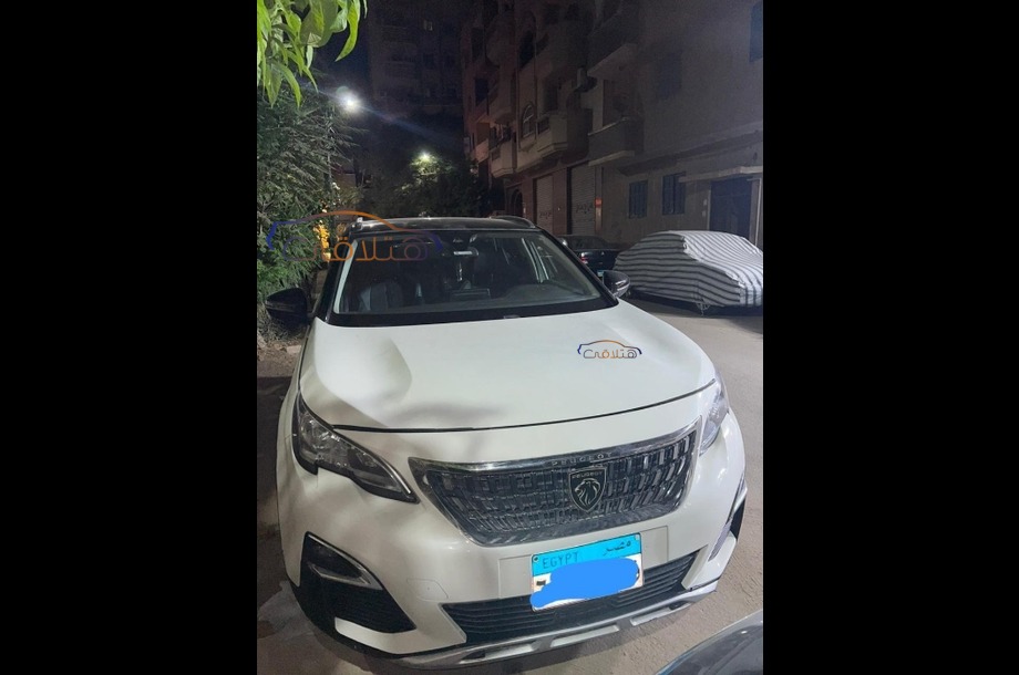 2008 Peugeot أبيض