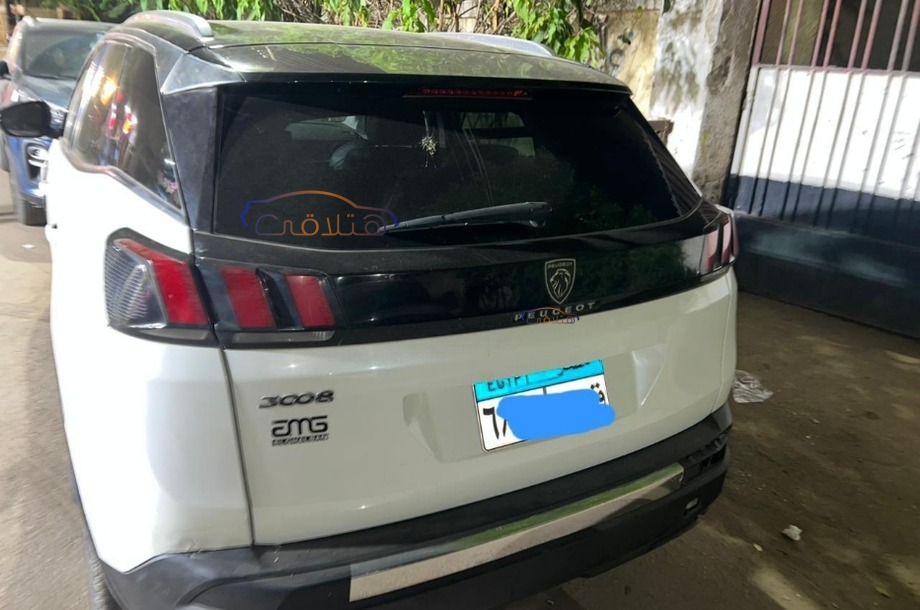 2008 Peugeot أبيض