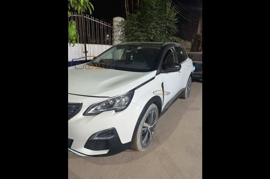 2008 Peugeot أبيض