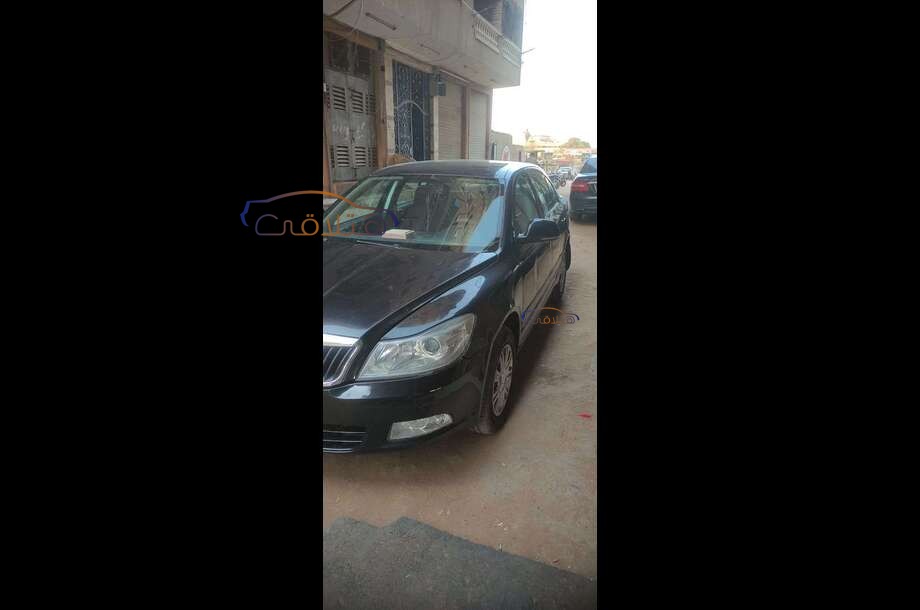 Fantasia Skoda أسود