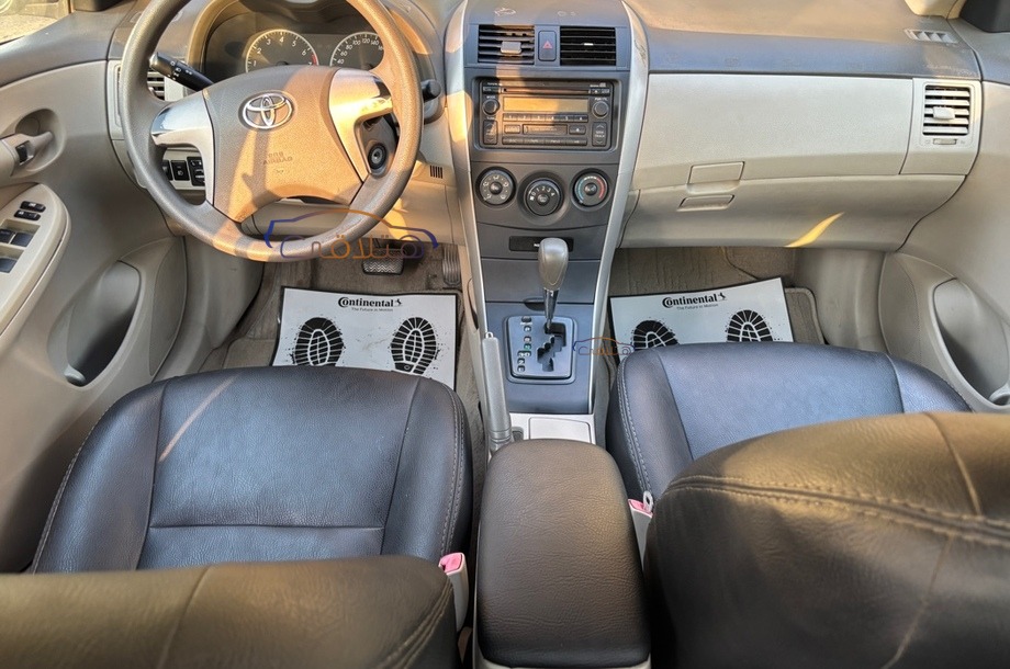 Corolla Toyota رمادي