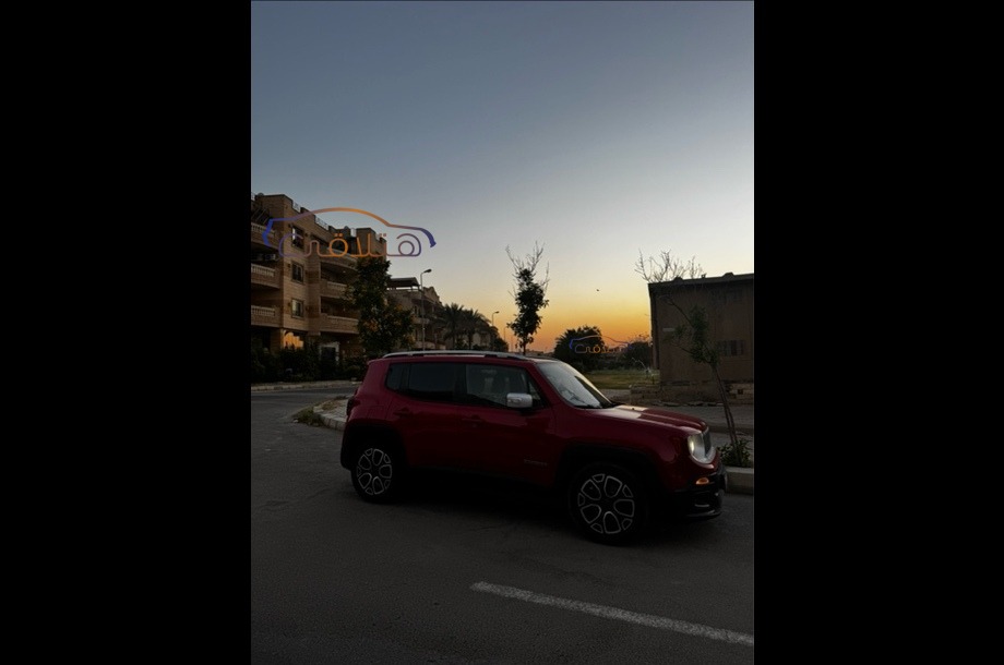 Renegade Jeep احمر