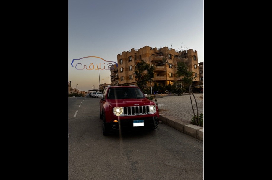 Renegade Jeep احمر