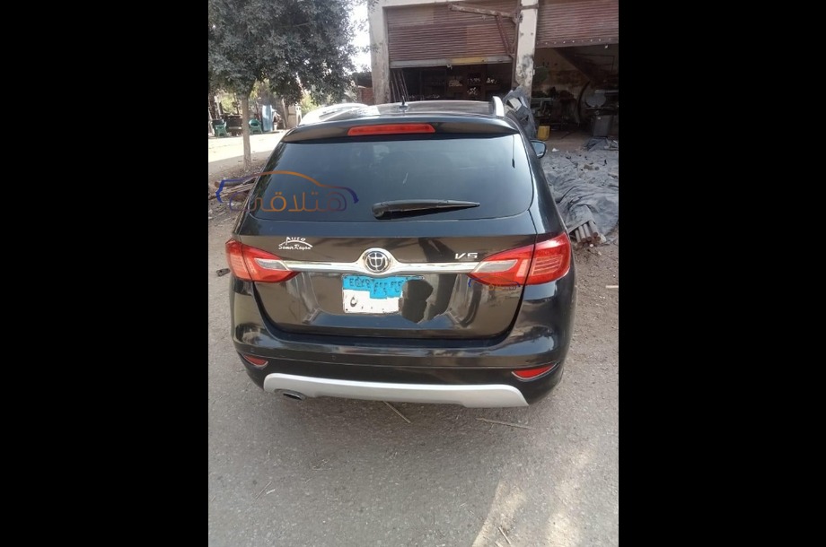 V5 Brilliance أسود